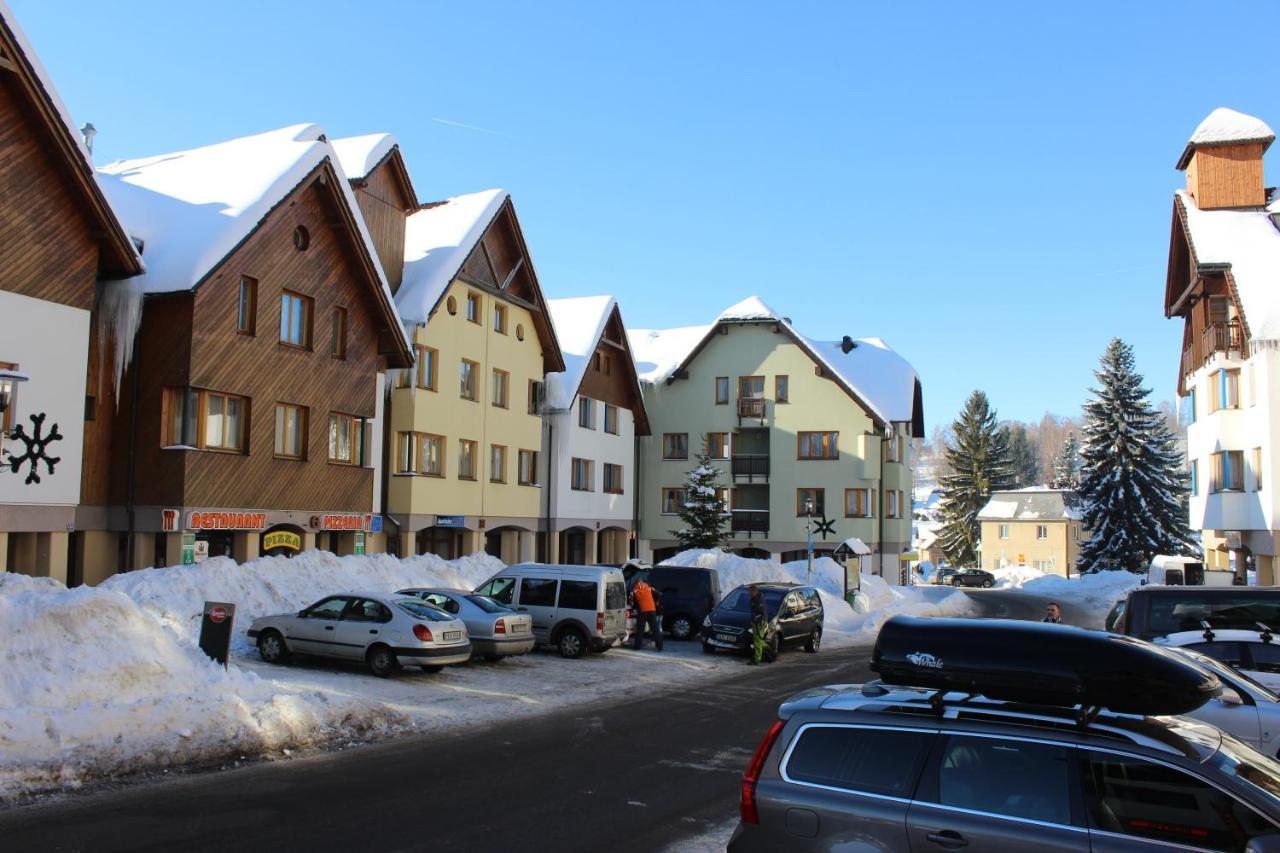 Horní Náměstí Rokytnice nad Jizerou Esterno foto